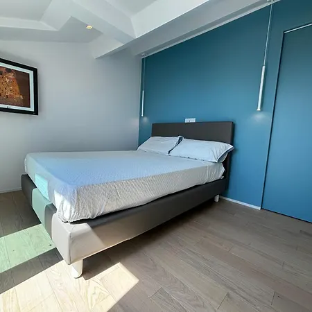 Doria House