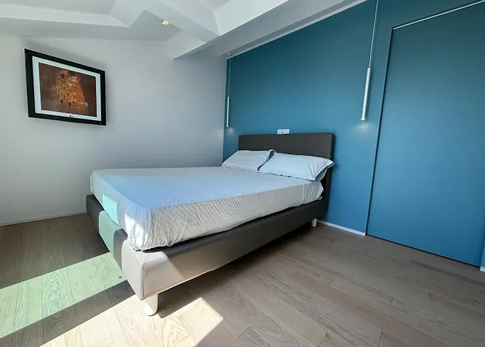 Doria House